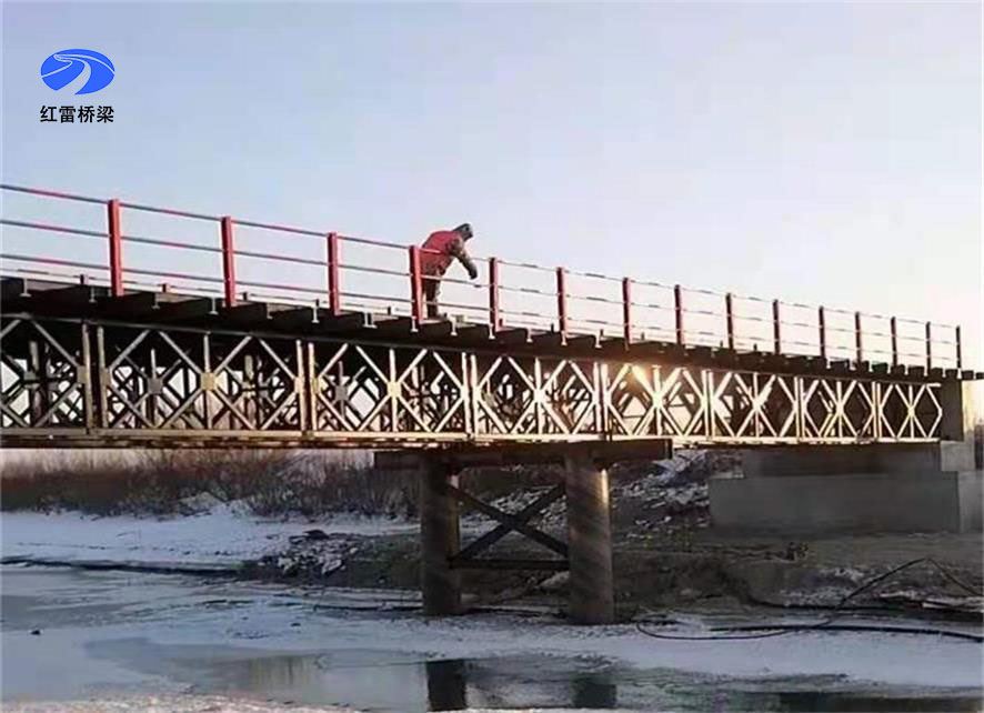 吉黑高速哈五段 B1 标段工程钢便桥