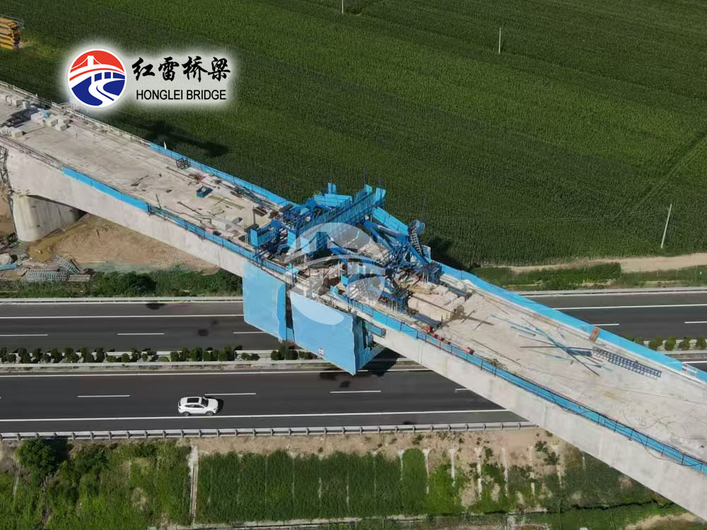红雷公司带领新成员挂篮,为京雄商高速铁路保驾护航!